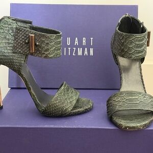 Stuart Weitzman snakeskin leather sandals with dust bag